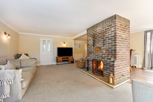 Lounge- click for photo gallery